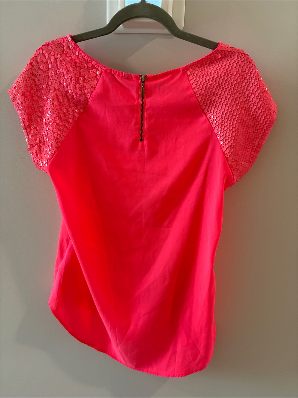 Express Women's Sequin Cap Sleeve Top - Neon Pink - Picture 3 of 3